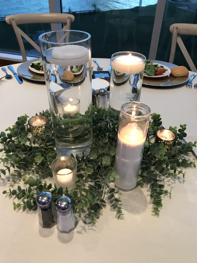 Candles w Greeney Texas State Aquarium